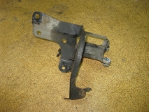 Кронштейн блока ABS (насос) Nissan Primera P12