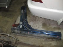 Порог правый Nissan Primera P12