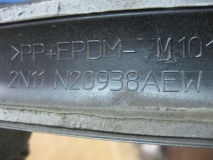 Молдинг передней правой двери Ford Fusion