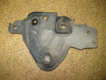 Кронштейн радиатора правый Nissan Almera N16