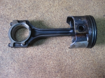 Поршень с шатуном Ford Fiesta 1995-2001